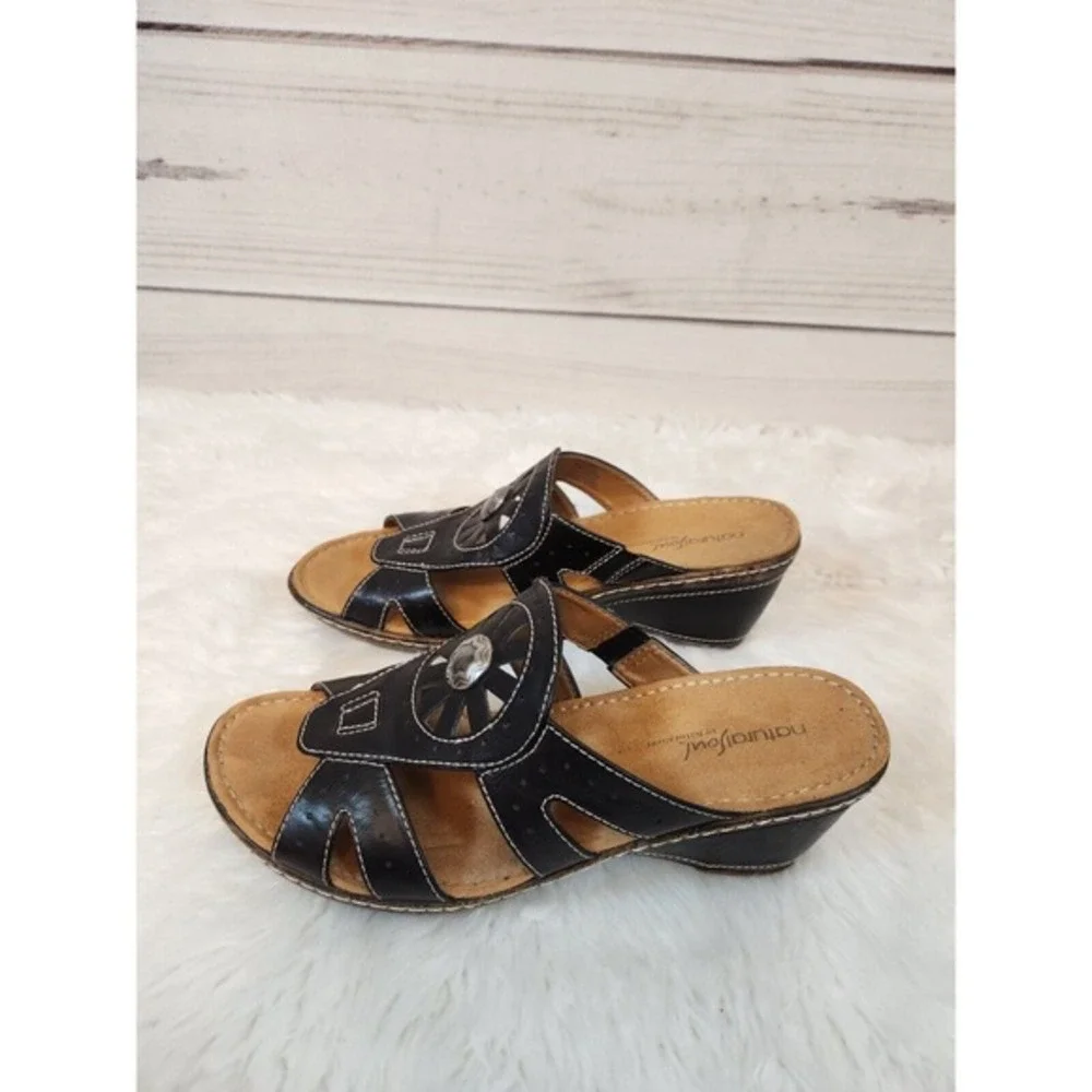 Natural Soul Women's Dark‎ Brown Leather Sandals Size 10